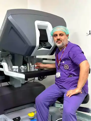 Robotik Cerrahiyle Kalp Deliği Tedavisi