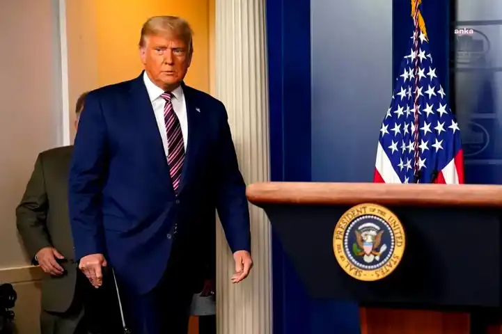 Trump'ın Yemin Töreni Soğuktan Kapalı Alana Alındı